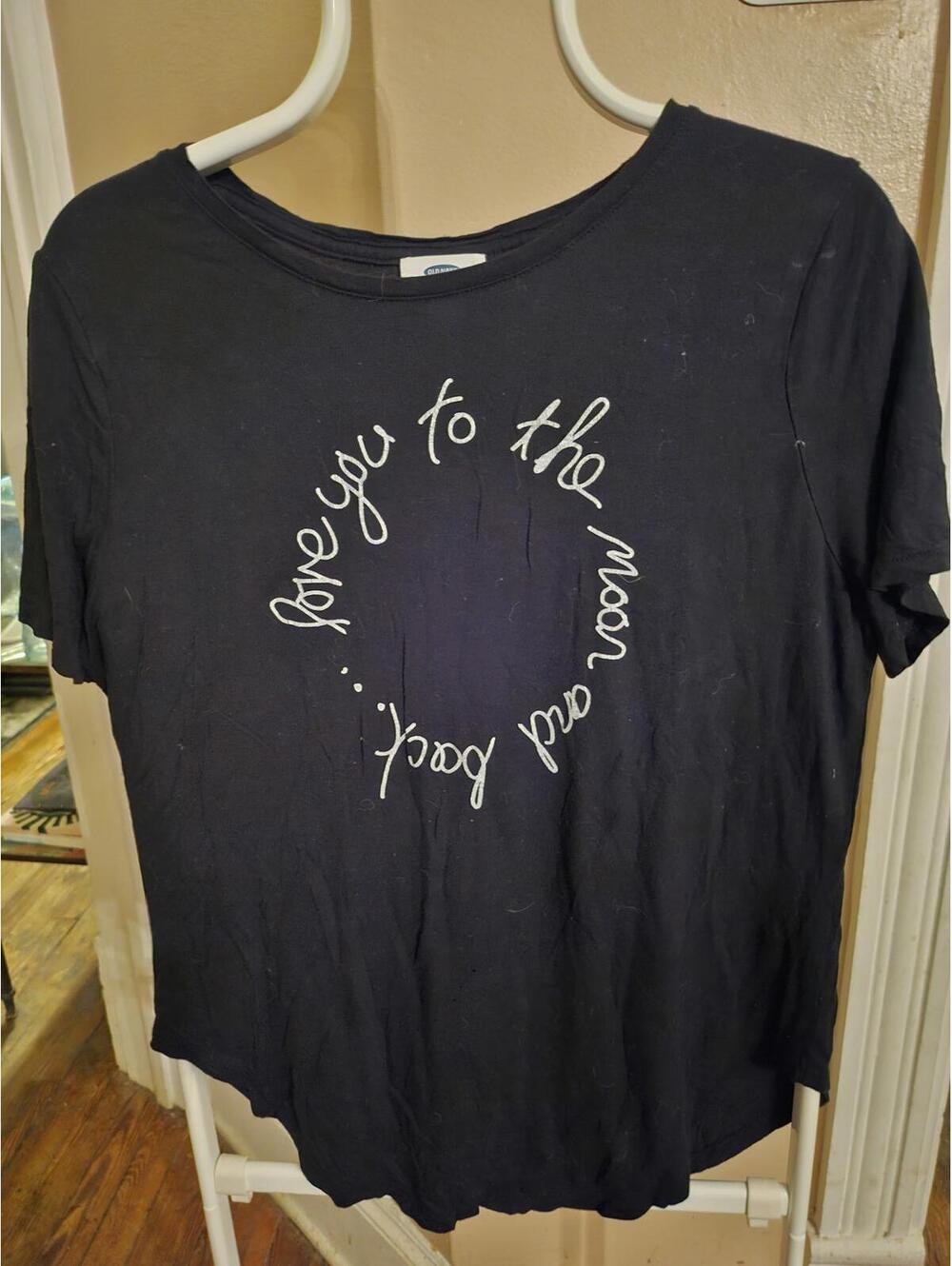 Vintage Old Navy- women's t-shirt L - love you to the moon and back - EUC